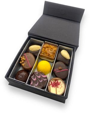 Luxe box met 9 ambachtelijke bonbons