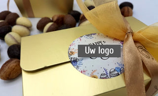 Ambachtelijke Paaseitjes 250 gram in bonbondoosje met logo - Chocoladebox.nl