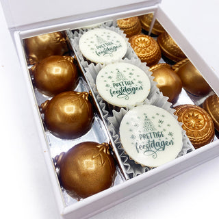 Luxe doosje kerstbonbons 9 bonbons - Chocoladebox.nl