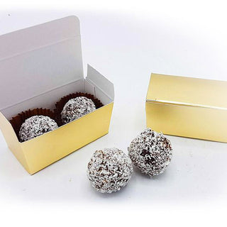 2 Kokostruffels in gouden doosje - Chocoladebox.nl