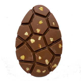 Paasei tablet. Melkchocolade met hele hazelnoten Brievenbus - Chocoladebox.nl