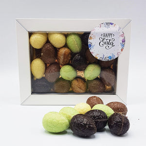 Gevulde paaseitjes in luxe wit doosje Brievenbuspost - Chocoladebox.nl